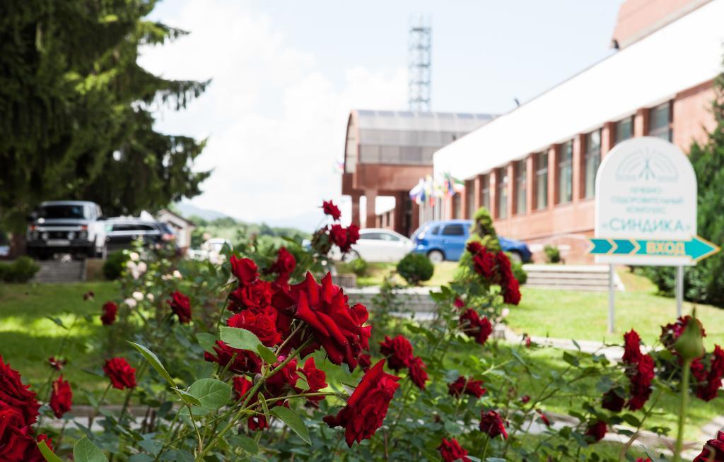 Spa-Hotel Sindica Nalchik Exterior photo